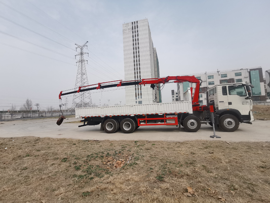 Remote controlled 7 ton crane with a additional winch for fire trucks